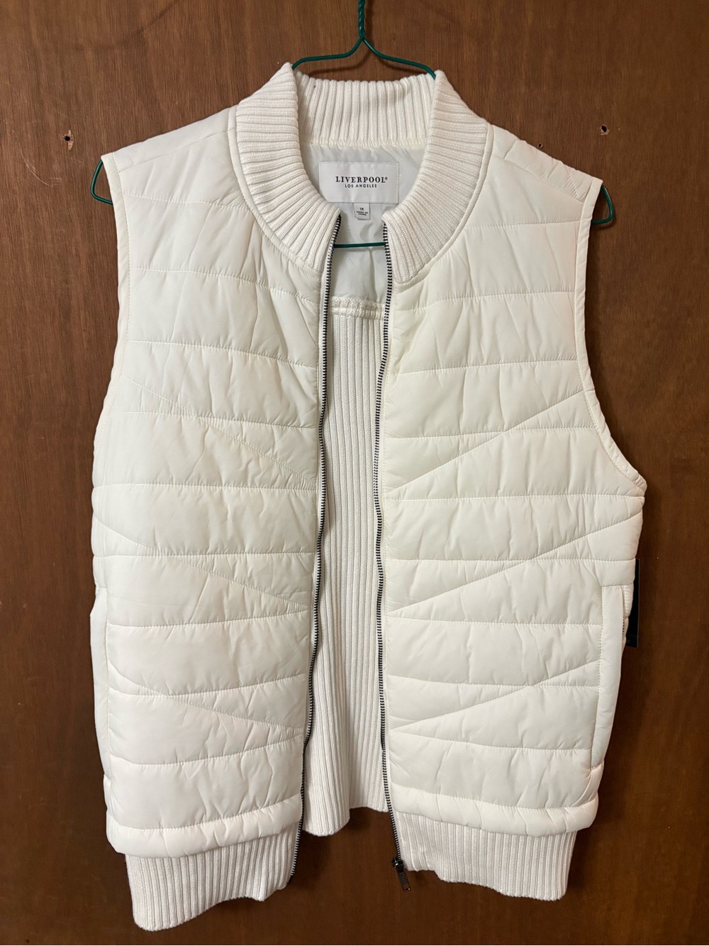Liverpool Quilted Puffer Vest in Off-White